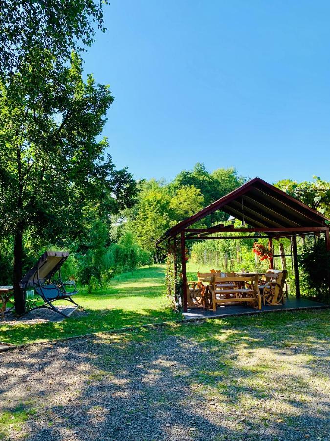 Янтарная Форель Bushtyno Luaran gambar